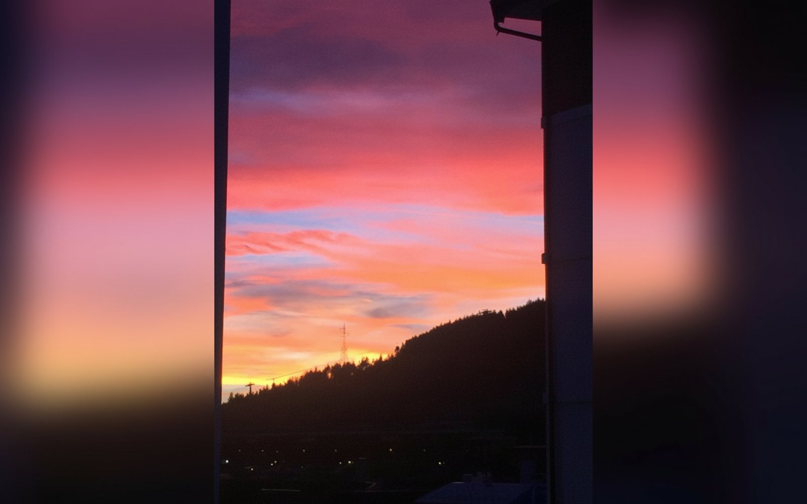 Nido di Cloe, tramonto sulle montagne